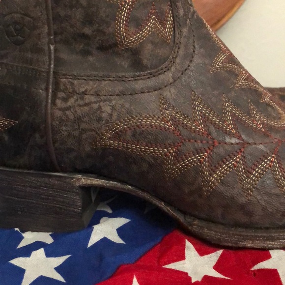 Ariat Women’s Boots - Picture 3 of 8